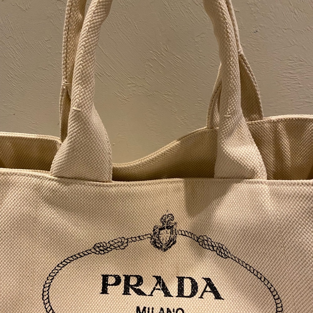 Large Prada in very good condition clean and good